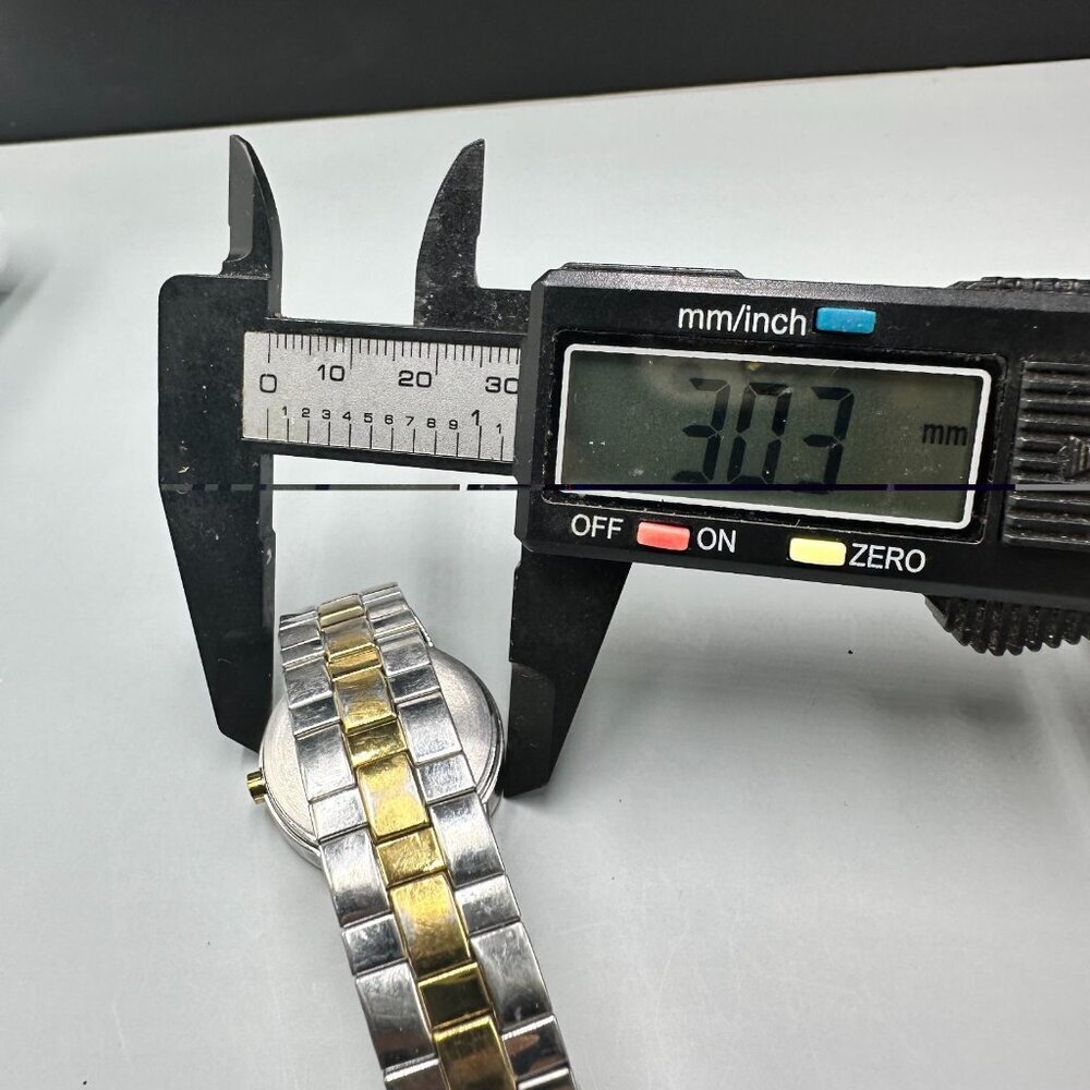 3/$30 Timex Watch Women Silver Gold Two Tone Stretch Band White Dial New Battery - Picture 12 of 14